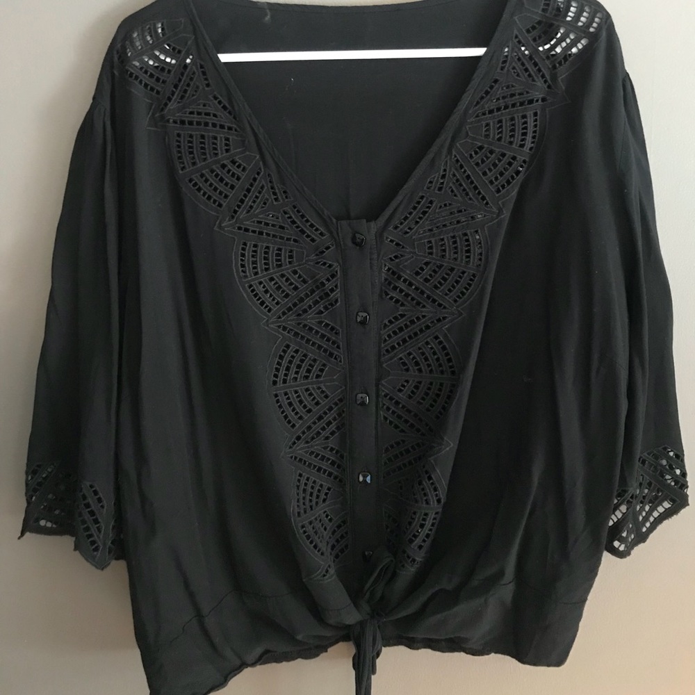Black tie short sleeve light weight shirt